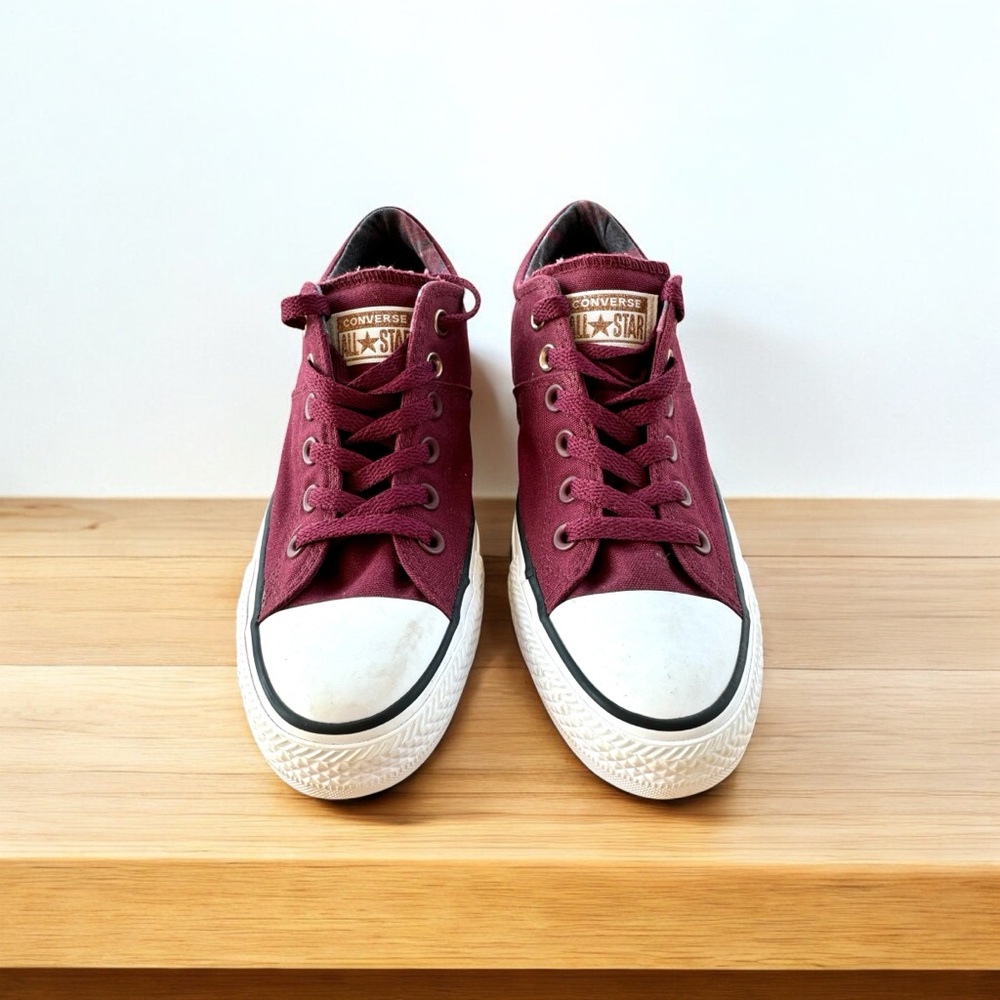 Women’s Converse Chuck Taylor All Star Low Top Sneaker-Size 8 - Picture 3 of 9